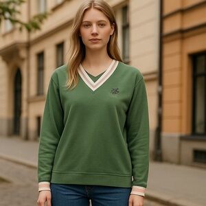 Nike Golf Women’s Pine Needles Logo V-Neck Long Sleeve Top Medium